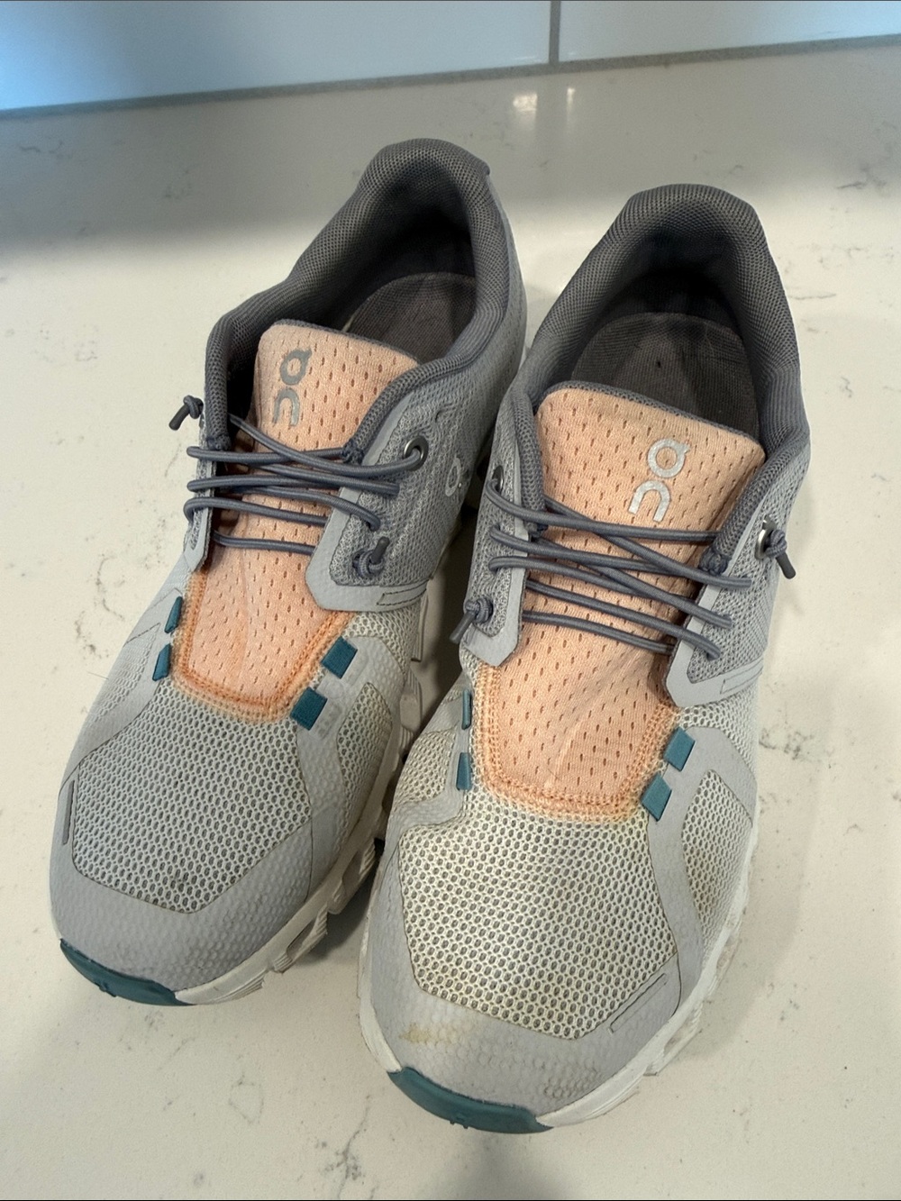 On Running Gray and Peach Athletic Sneakers sz 7